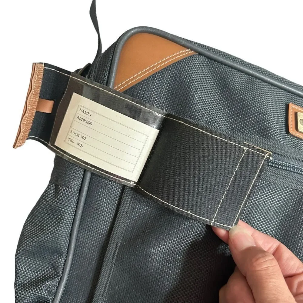 Vintage 80s Pan Am Charcoal canvas travel messenger bag with shoulder strap NWT